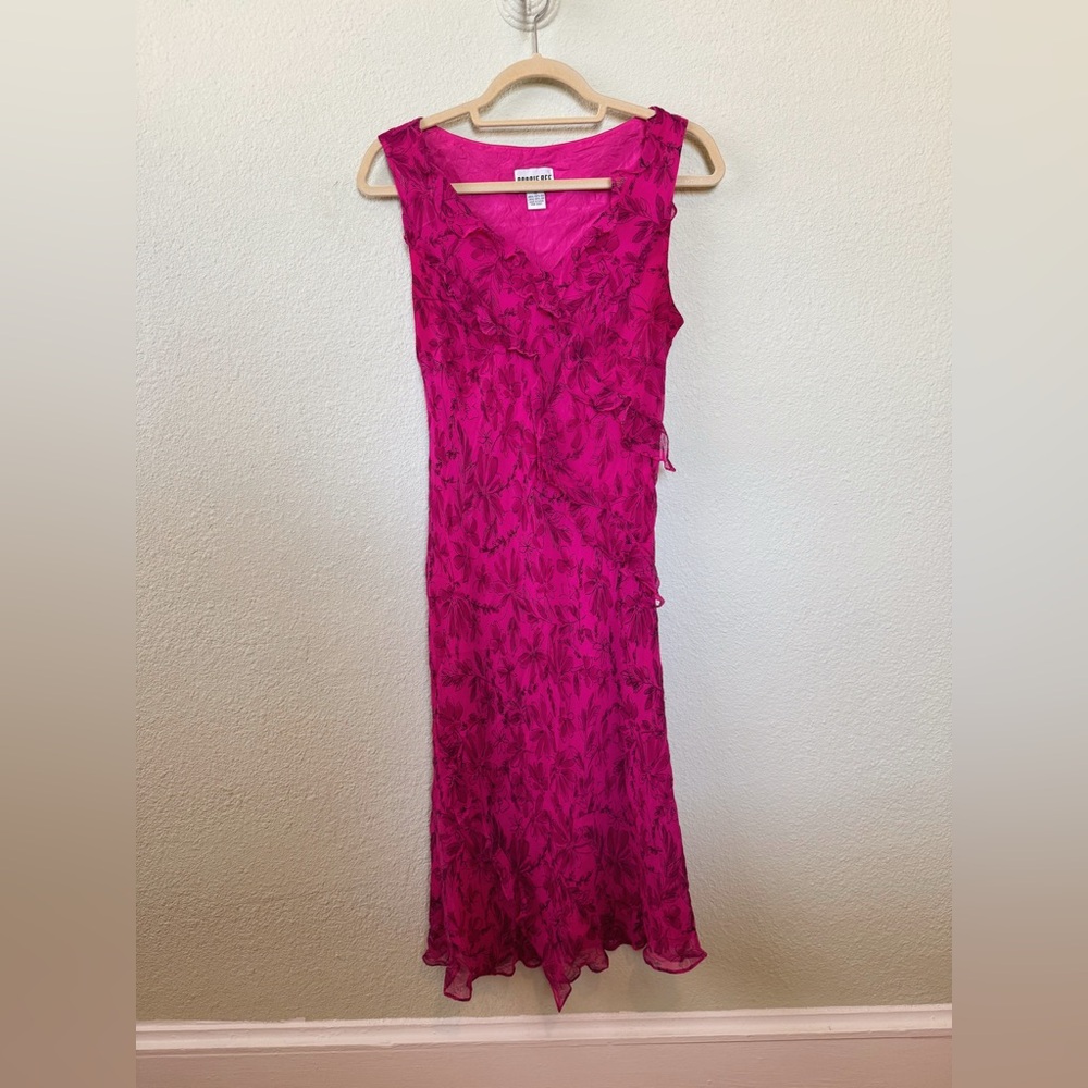 Robbie Bee Pink Silk V-Neck Midi Dress With Ruffle Detailing